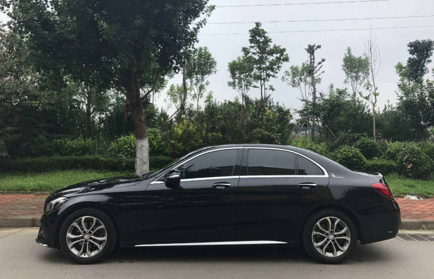 40萬的車能抵押融資多少錢(融資抵押車輛的風險)? (http://www.771378.com/) 知識問答 第1張