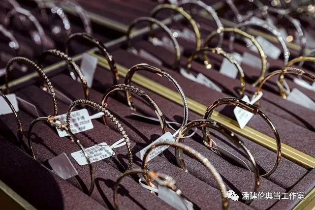 典當(dāng)行金價(典當(dāng)行黃金首飾價格)? (http://www.771378.com/) 知識問答 第8張