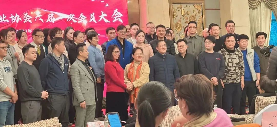 恭喜泰優(yōu)匯典當行總經(jīng)理張靜女士榮任上海典當行業(yè)協(xié)會第六屆理事會會長? (http://www.771378.com/) 公司新聞 第4張